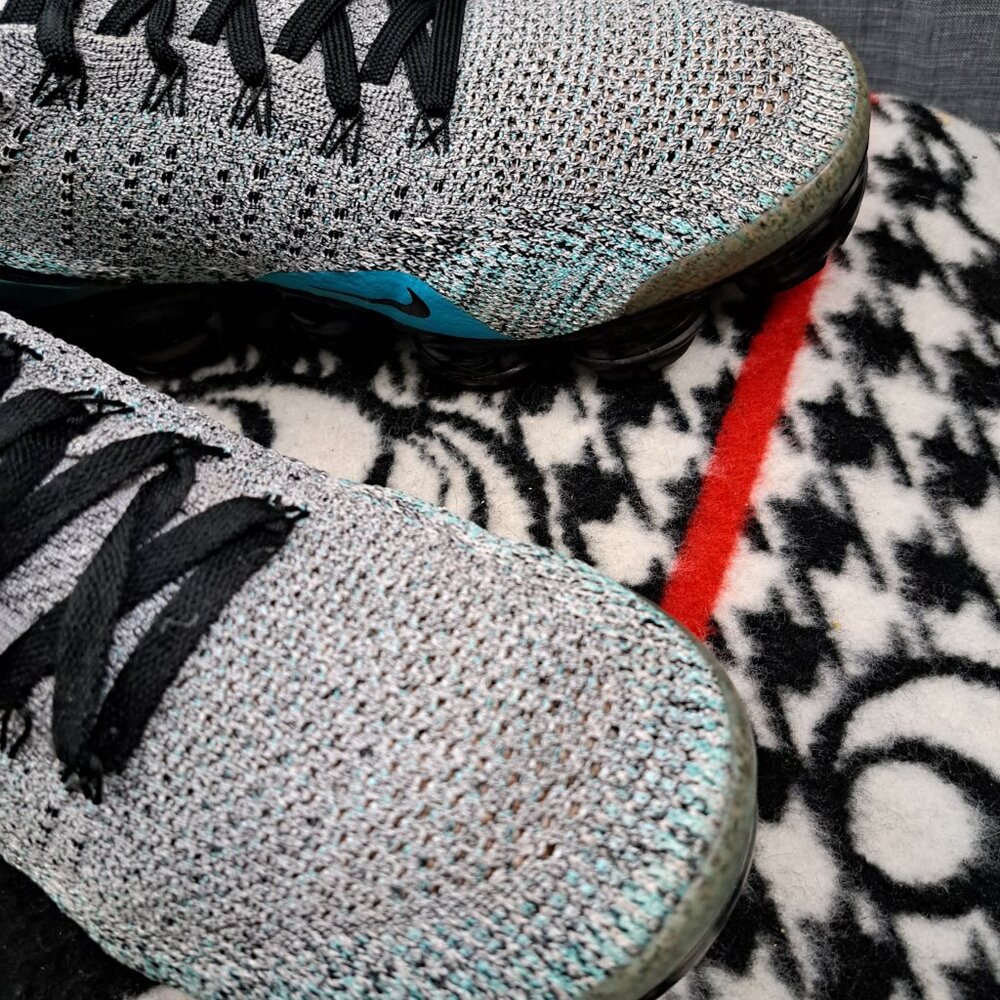 %Size 10 Men Nike Air VaporMax Flyknit 2 Dusty Cactus Blue Sneakers / A 19 - Picture 8 of 13